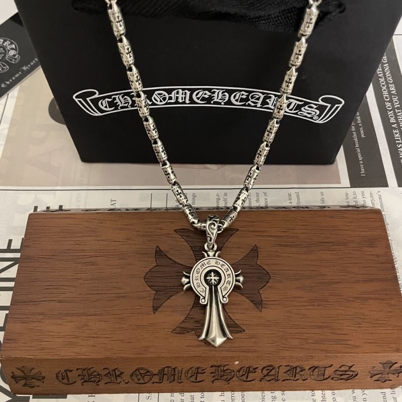 Ch**me He**ts necklaces